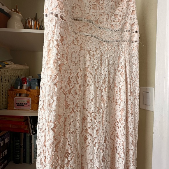 White Lace Jumpsuit/Romper/Pantsuit - Picture 2 of 3